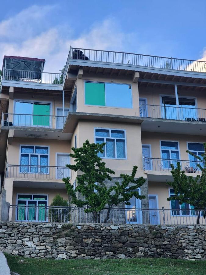 Hunza Lounge Hotel Karimabad  Ngoại thất bức ảnh